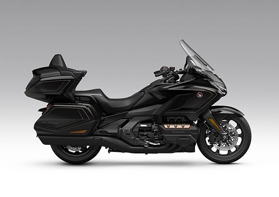 Honda GL1800 Gold Wing Tour 6 of 6
