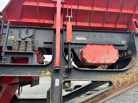 Sandvik QJ 331 Grovknuse 10 of 20