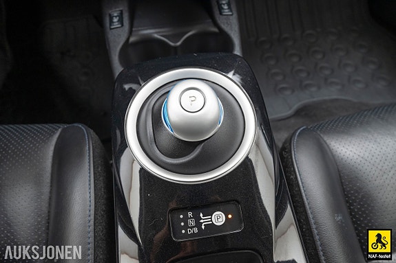 Nissan Leaf 17 of 30