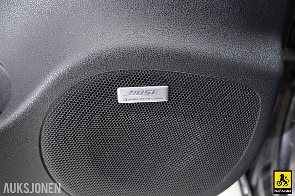 Nissan Leaf 9 of 30