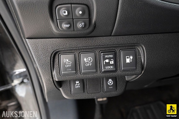 Nissan Leaf 10 of 30