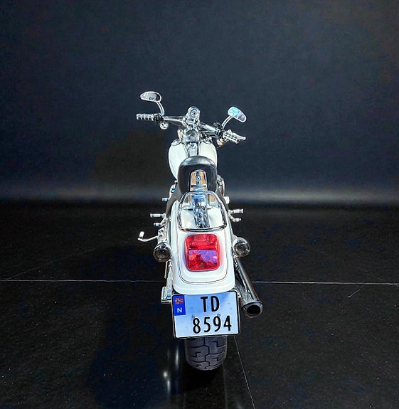 Harley-Davidson SOFTAIL DEUCE 14 of 15