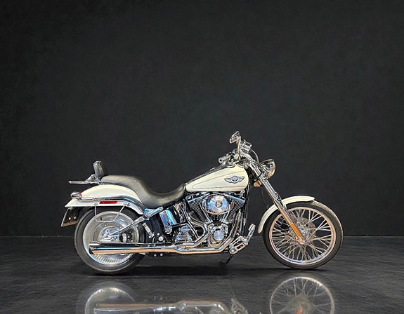 Harley-Davidson SOFTAIL DEUCE 9 of 15