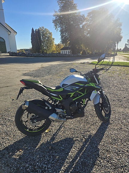 Kawasaki Z 125 SE 3 of 6