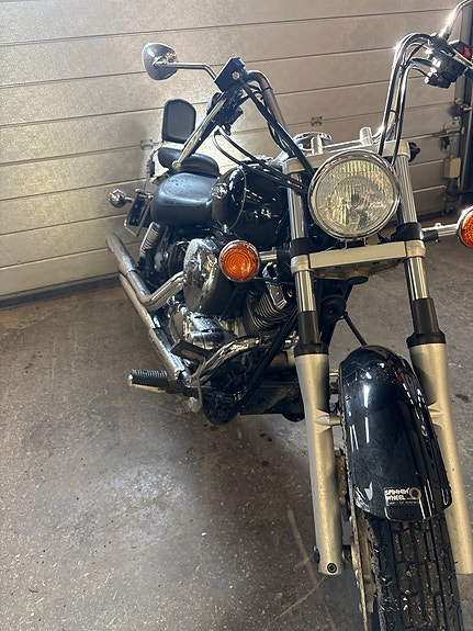 Yamaha XVS 125 Drag Star 6 of 8