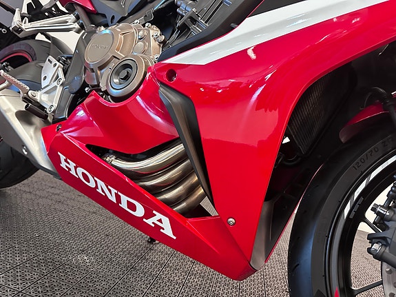 Honda CBR 650 R *** SERVICE/GARANTI *** 24 of 30