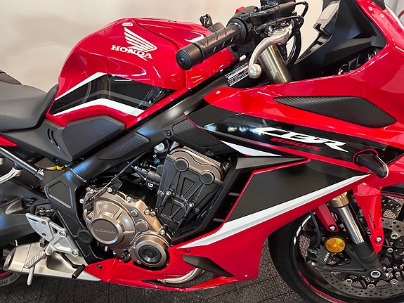 Honda CBR 650 R *** SERVICE/GARANTI *** 28 of 30