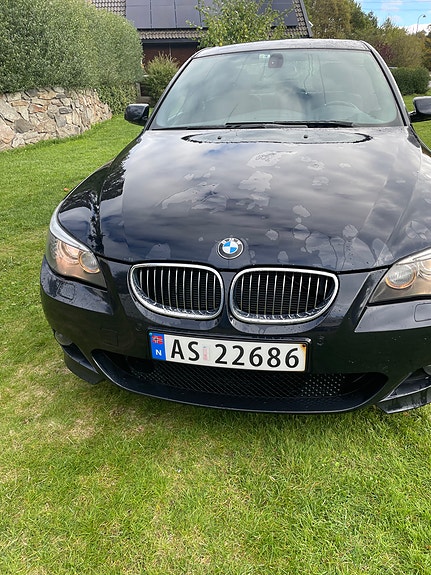 BMW 525d 2 of 30