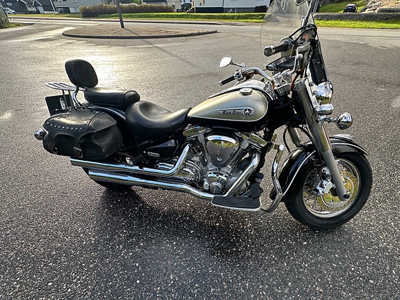 Yamaha XV 1600 Wild Star 2 of 3