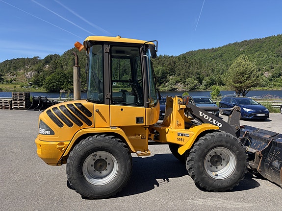 Volvo L30B Pro z/xs 6 of 16