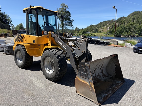 Volvo L30B Pro z/xs 4 of 16