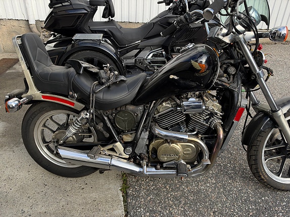 Honda VT 2 of 7