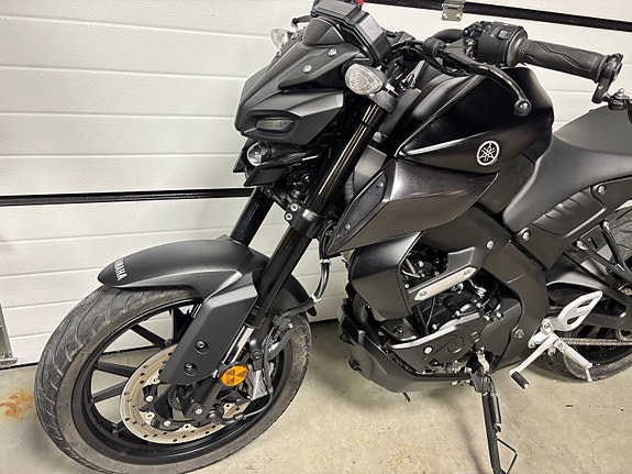 Yamaha MT-125 5 of 10