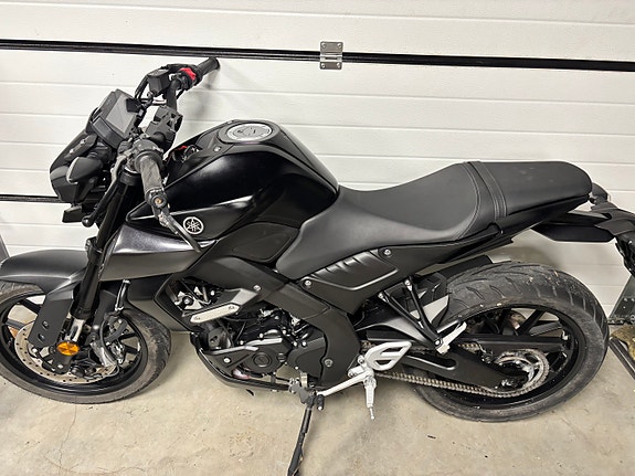 Yamaha MT-125 6 of 10