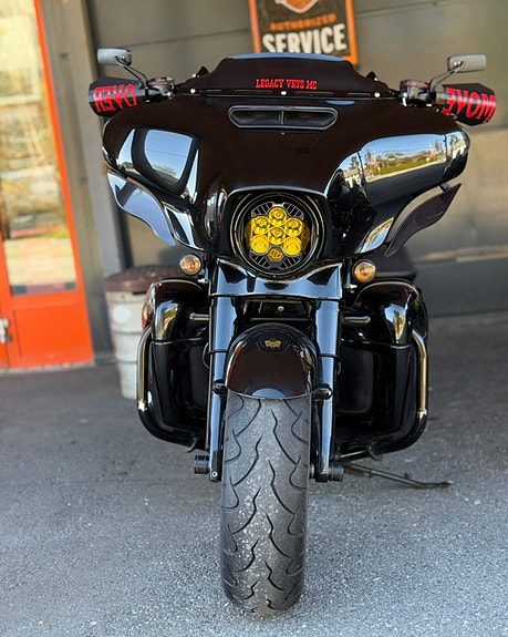 Harley-Davidson FLHXS STREETGLIDE SP 3 of 15
