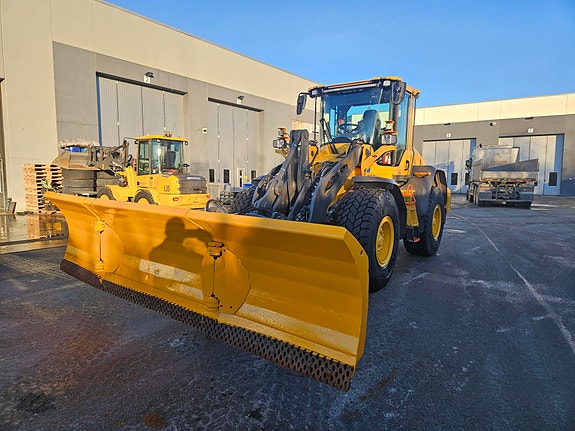 Volvo L70H2 5 of 7