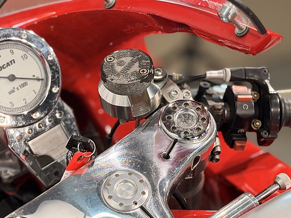 Ducati MH 900 Evoluzione // Nr. 1179 / 2000 // 19 of 30