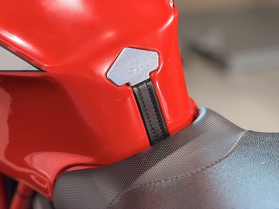 Ducati MH 900 Evoluzione // Nr. 1179 / 2000 // 24 of 30