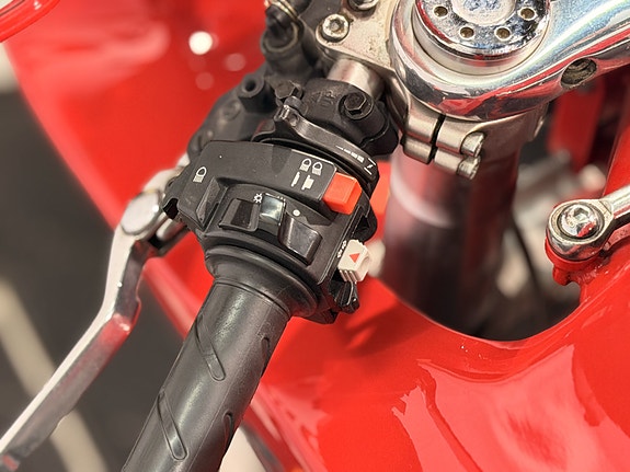 Ducati MH 900 Evoluzione // Nr. 1179 / 2000 // 17 of 30