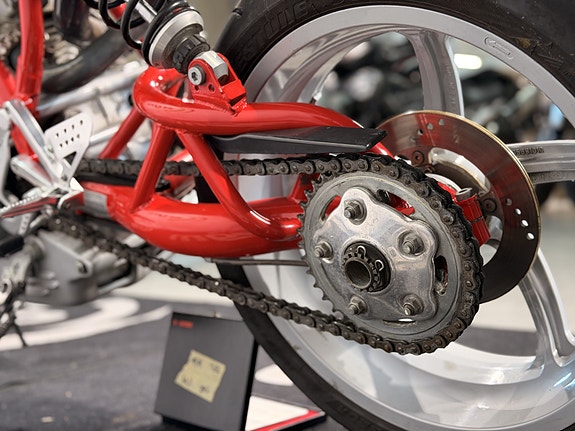 Ducati MH 900 Evoluzione // Nr. 1179 / 2000 // 29 of 30