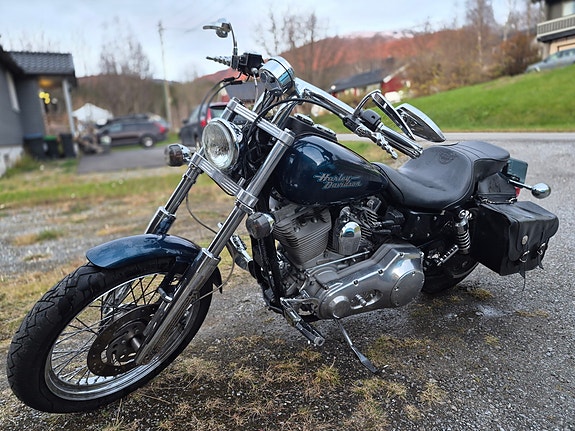 Harley-Davidson FXD Dyna Super Glide 2 of 5
