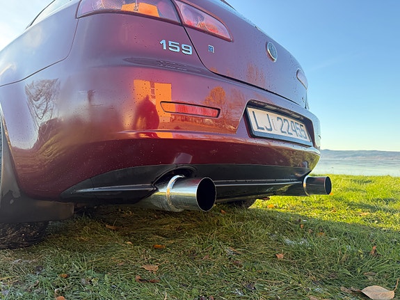 Alfa Romeo 159 9 of 19