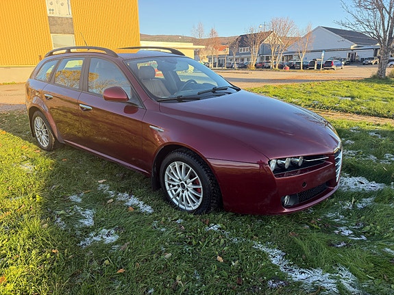 Alfa Romeo 159 3 of 19