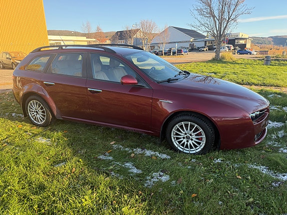 Alfa Romeo 159 6 of 19