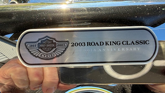 Harley-Davidson FLHRC Road King Classic 15 of 21