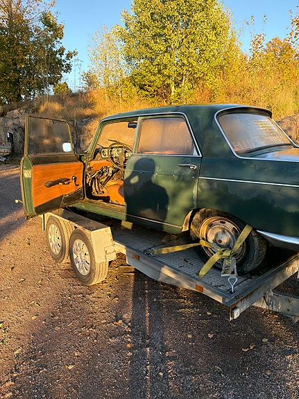 Peugeot 404