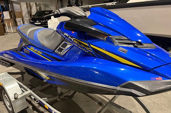 Yamaha Waverunner FX SVHO 2016 4 of 5