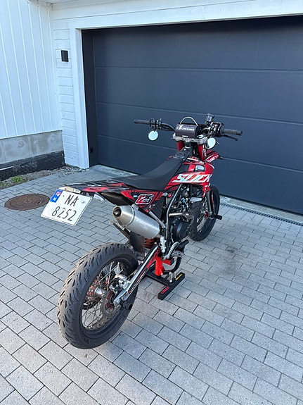 Fantic XMF 125 7 of 16