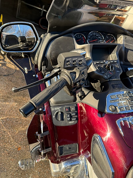 Honda GL 1800 Goldwing 7 of 9