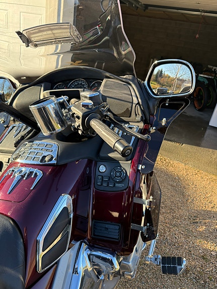 Honda GL 1800 Goldwing 8 of 9
