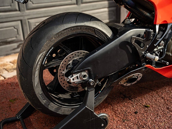 Ducati Desmosedici Rr 19 of 30