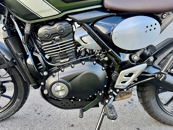Triumph Scrambler 400 X 26 of 30