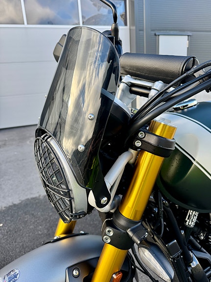 Triumph Scrambler 400 X 8 of 30