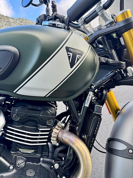 Triumph Scrambler 400 X 20 of 30