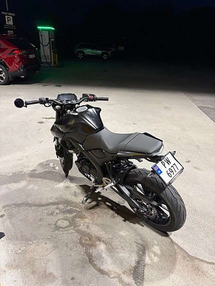 Yamaha MT-125 5 of 5
