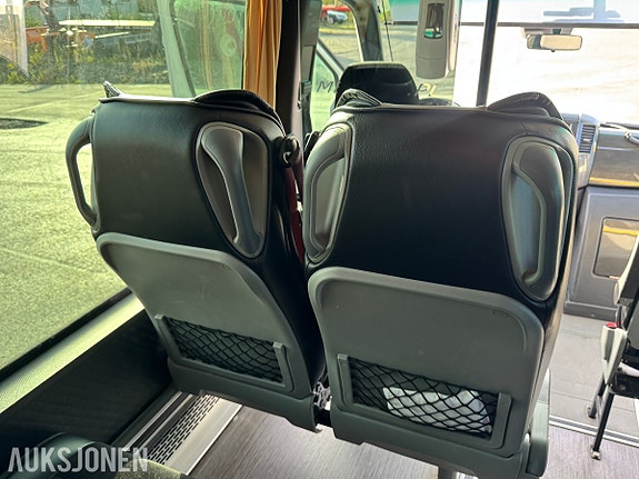 Mercedes-Benz MERCUS 18 of 30