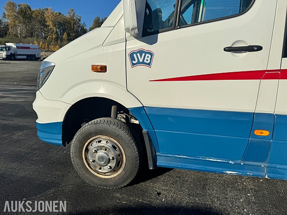 Mercedes-Benz MERCUS 14 of 30