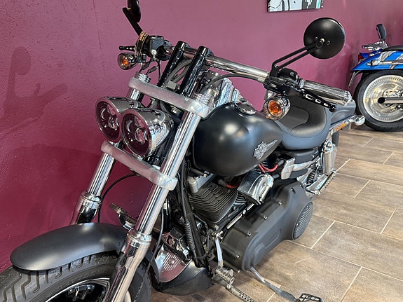 Harley-Davidson FXDF DYNA FAT BOB 17 of 28