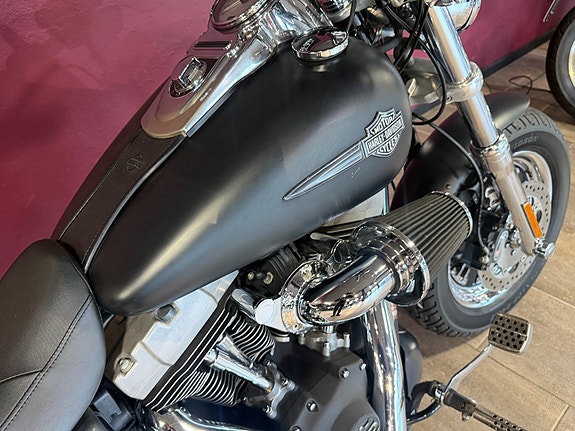 Harley-Davidson FXDF DYNA FAT BOB 10 of 28