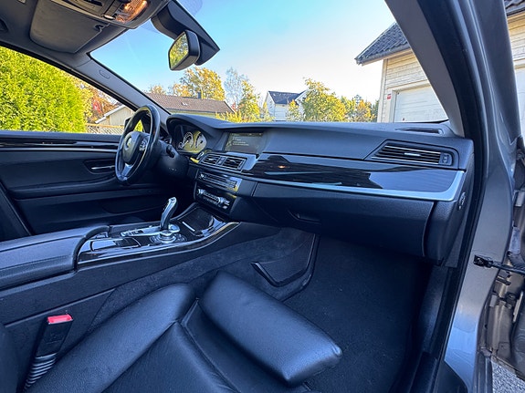 BMW 525d 27 of 30