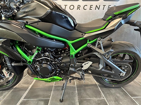 Kawasaki Z H2 SE 6 of 12