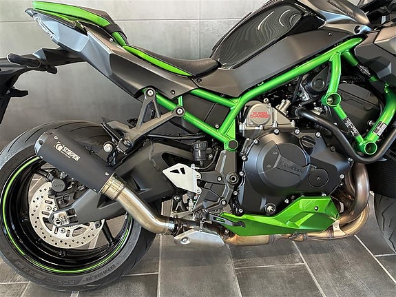 Kawasaki Z H2 SE 2 of 12