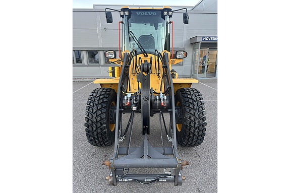 Volvo L35HS 2 of 13