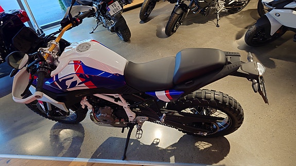 BMW F450GS - Denali 9 of 12