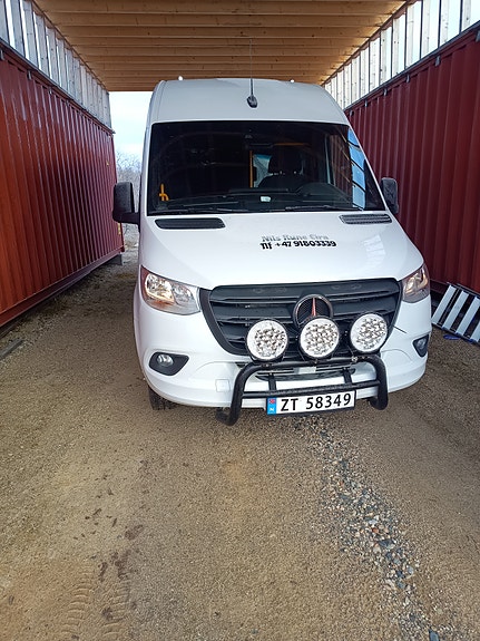 Mercedes-Benz Sprinter 519 2 of 7