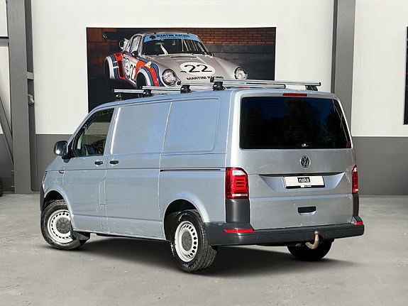Volkswagen Transporter 3 of 16